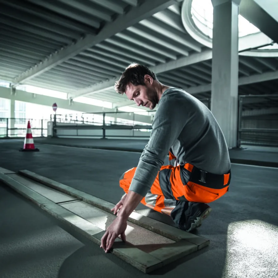 Bundhose / Latzhose – Arbeitskleidung Kommunen